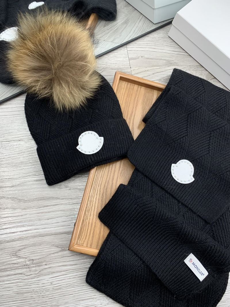 Moncler Caps Scarfs